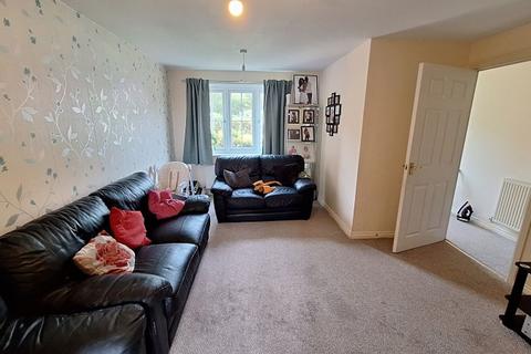 49 Walsingham Drive, Nuneaton, CV10 7RW