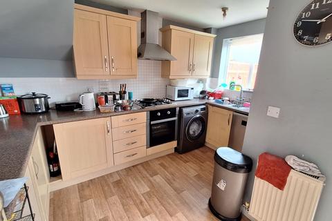 49 Walsingham Drive, Nuneaton, CV10 7RW