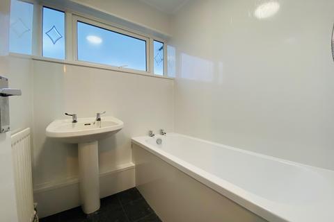 3 bedroom terraced house to rent, Esther Square, Columbia, Washington, Tyne And Wear, NE38