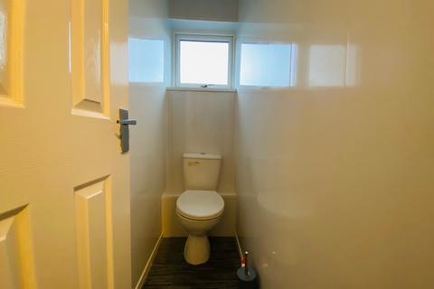 3 bedroom terraced house to rent, Esther Square, Columbia, Washington, Tyne And Wear, NE38