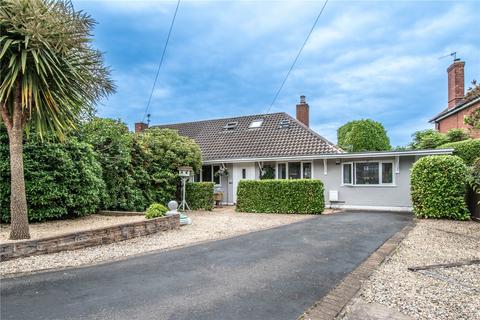 3 bedroom bungalow for sale, Wildmoor Lane, Catshill, Bromsgrove, B61