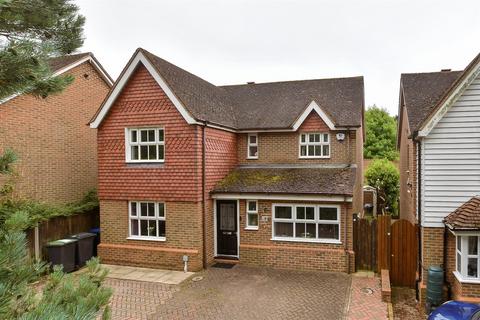 4 bedroom detached house for sale, Beech Avenue, Chartham, Canterbury, Kent