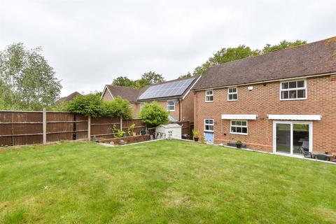 4 bedroom detached house for sale, Beech Avenue, Chartham, Canterbury, Kent