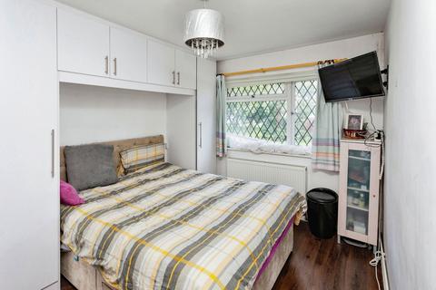82 Carroll Close, Newport Pagnell, MK16 8QH