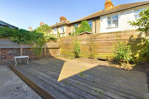 2 bedroom flat for sale, St. Leonards Avenue, Hove, BN3 4QJ