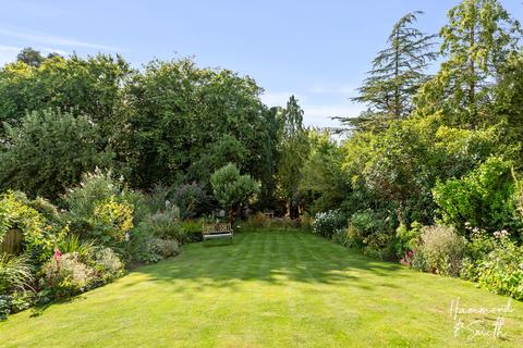 45 Tycehurst Hill, Loughton, IG10 1BZ