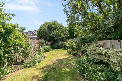 33 Norman Avenue, Twickenham, TW1 2LY