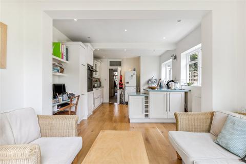 33 Norman Avenue, Twickenham, TW1 2LY