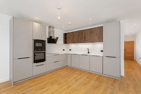 2 bedroom flat for sale, Cramer Avenue, Northfields , Ealing, W13