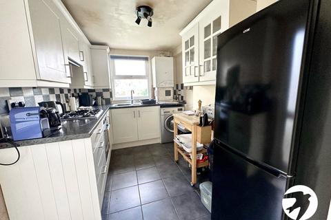 1 bedroom flat for sale, Wisteria Road, London, SE13