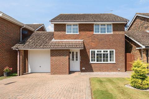 3 bedroom detached house for sale, Rapley Avenue, Storrington, West Sussex, RH20