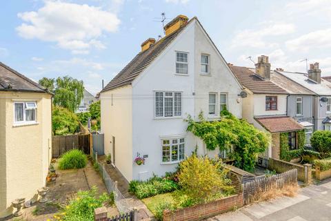 3 bedroom semi-detached house for sale, Sunbury Lane, Walton-on-Thames, KT12