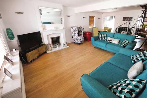 2 bedroom end of terrace house for sale, Chase Road, Brentwood, Essex, CM14