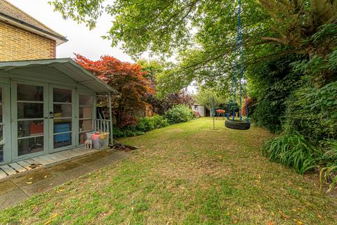 4 bedroom semi-detached house for sale, Bramley Avenue, Canterbury, CT1