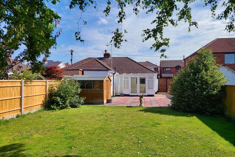 2 bedroom semi-detached bungalow for sale, Sunset Road, Totton SO40