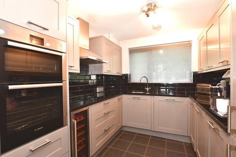 4 bedroom terraced house for sale, Vimy Drive, Dartford, Kent