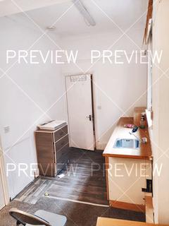 Studio to rent, Ripple Road, Barking IG11