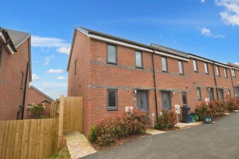 2 bedroom semi-detached house to rent, Hutchings Drive, Tithebarn, Exeter