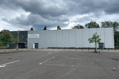 Warehouse to rent, Waitrose Sports & Social Club, Willoughby Road, Bracknell, RG12 8FP