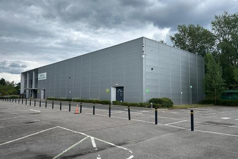 Warehouse to rent, Waitrose Sports & Social Club, Willoughby Road, Bracknell, RG12 8FP