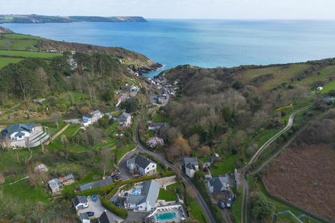 4 bedroom detached bungalow for sale, Portloe, The Roseland Peninsula