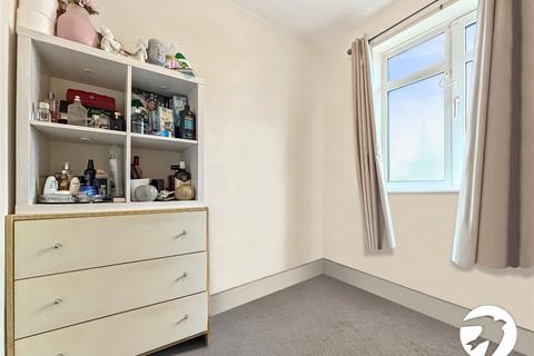 3 bedroom terraced house to rent, Abbey Road, Belvedere, DA17