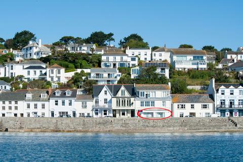 3 bedroom ground floor flat for sale, St Mawes Waterfront