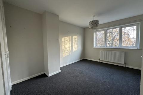 69 Abbey Road, Macclesfield, SK10 3AT