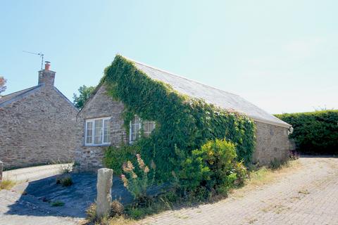 1 bedroom detached house for sale, St Mawes Outskirts
