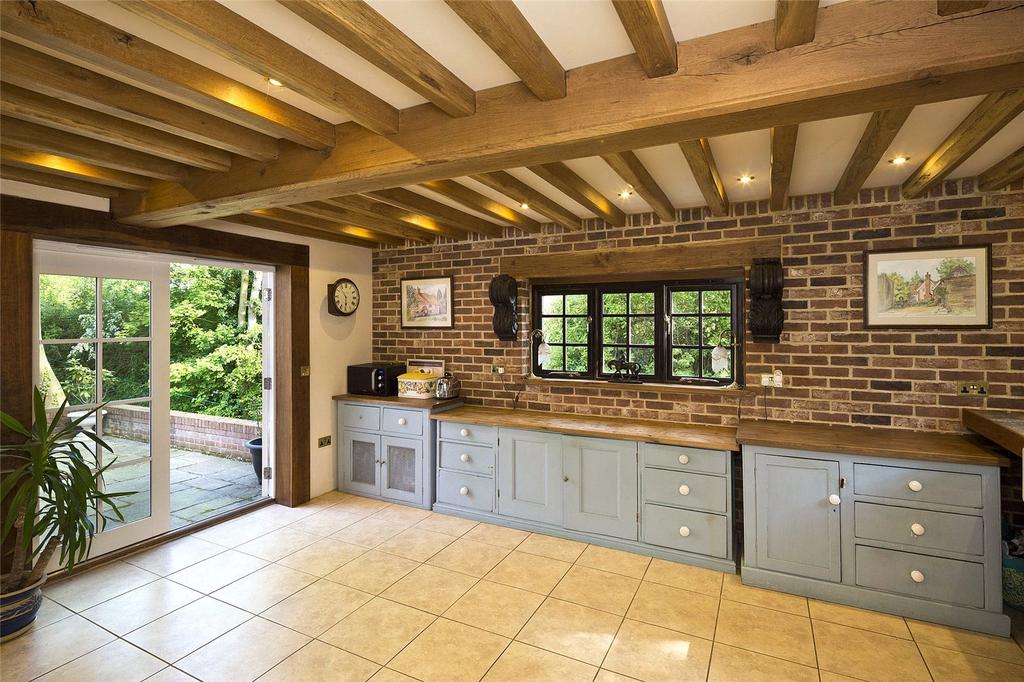 Kitchen/Breakfast Rm