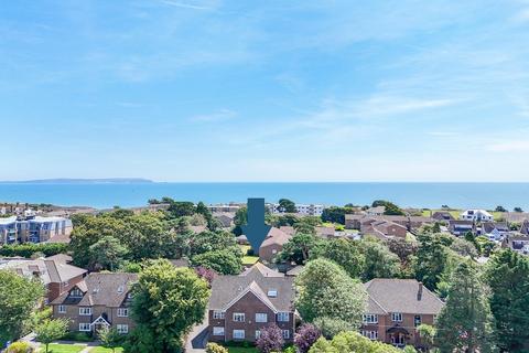 3 bedroom apartment for sale, Wortley Road, Highcliffe, Christchurch, BH23
