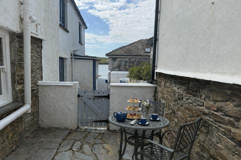 2 bedroom terraced house for sale, Tredenham Road, St Mawes