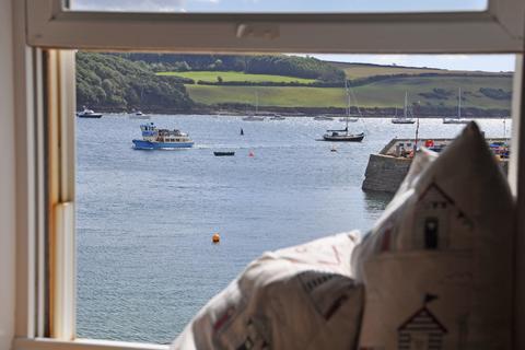 3 bedroom apartment for sale, St Mawes Harbourfront