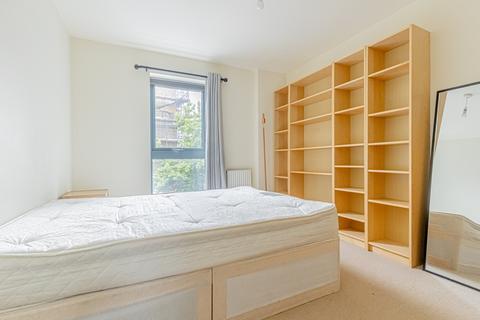 3 bedroom apartment to rent, Heath Place, London, E3