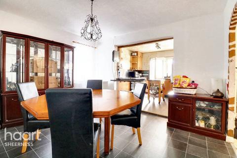 10 North Road, Queenborough, ME11 5EZ