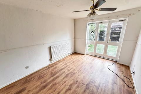 5 bedroom terraced house to rent, Hampton TW12