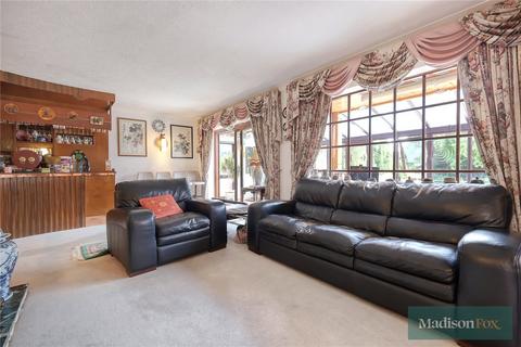 4 bedroom detached house for sale, Vicarage Lane, Essex IG7