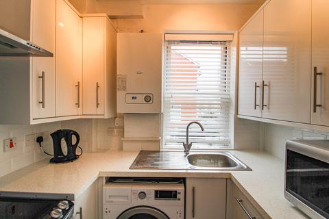 1 bedroom maisonette to rent, 57 Southview Road, Weymouth, Dorset, DT4