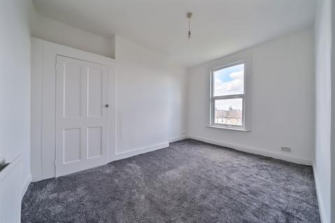 6 Ardoch Road, London, SE6 1SJ