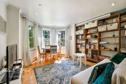 2 bedroom flat for sale, Blackheath Hill, London, SE10 8TJ