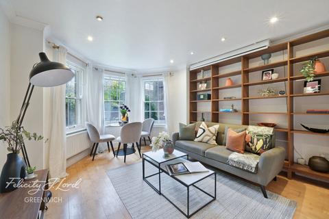 2 bedroom flat for sale, Blackheath Hill, London, SE10 8TJ