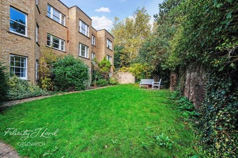 2 bedroom flat for sale, Blackheath Hill, London, SE10 8TJ