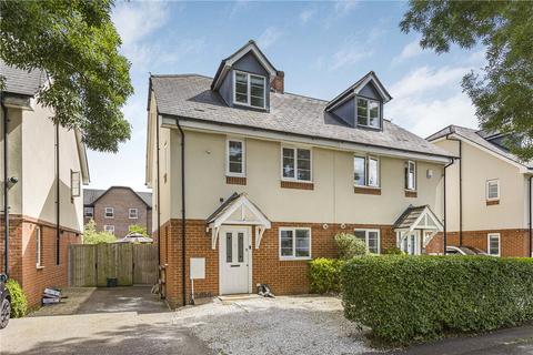 20 Clarkes Road, Hatfield, AL10 0HL
