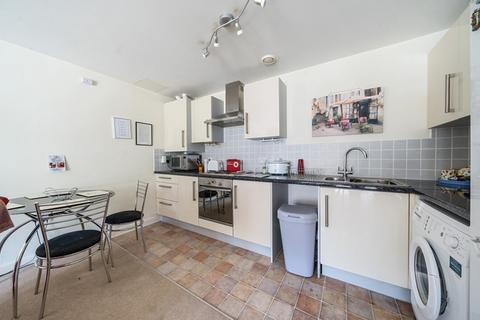 2 bedroom apartment for sale, Stokers Close, Bedfordshire LU5