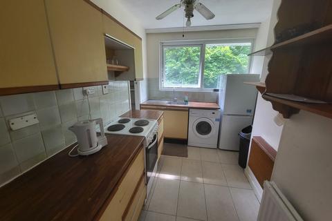 undefined, Luton LU1
