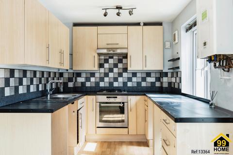 2 bedroom flat for sale, Zura Avenue, Brockworth, Gloucester, GL3