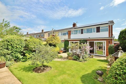 81 Colwell Drive, Witney, OX28 5NN