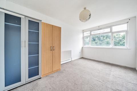 30 Swan Road, Southall, UB1 3JT