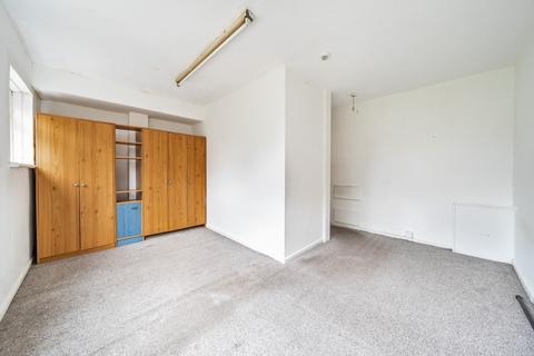 30 Swan Road, Southall, UB1 3JT