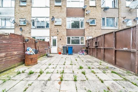 30 Swan Road, Southall, UB1 3JT